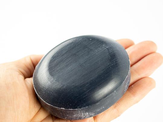 明るいマイルドソープ（化粧石鹸）竹炭入り