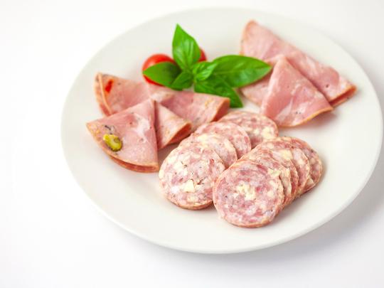 TONGTONGボロニアソーセージ（チーズ入）約200g